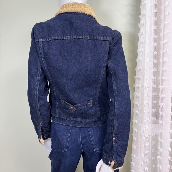 Vintage Late 90s / Y2K Levi’s Red Tab Faux Sherpa Denim Jacket - Picture 5 of 7